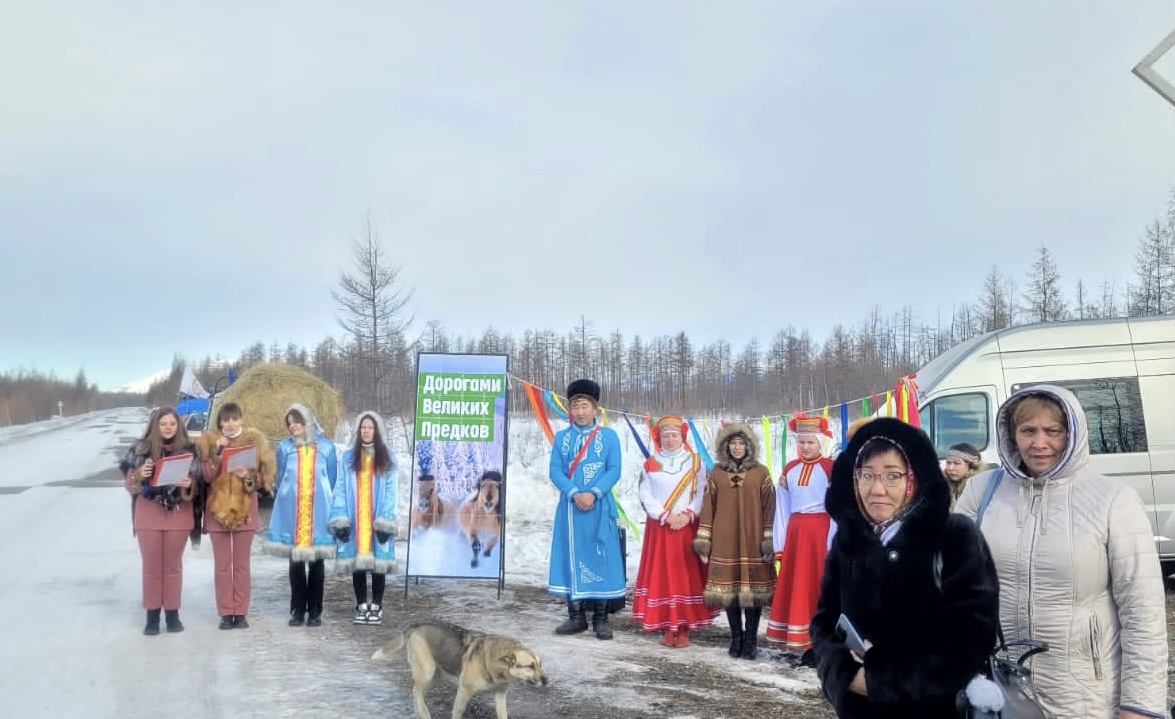 «Лошади победили!»: В Сеймчане Дугуйдана Винокурова чествуют всем селом