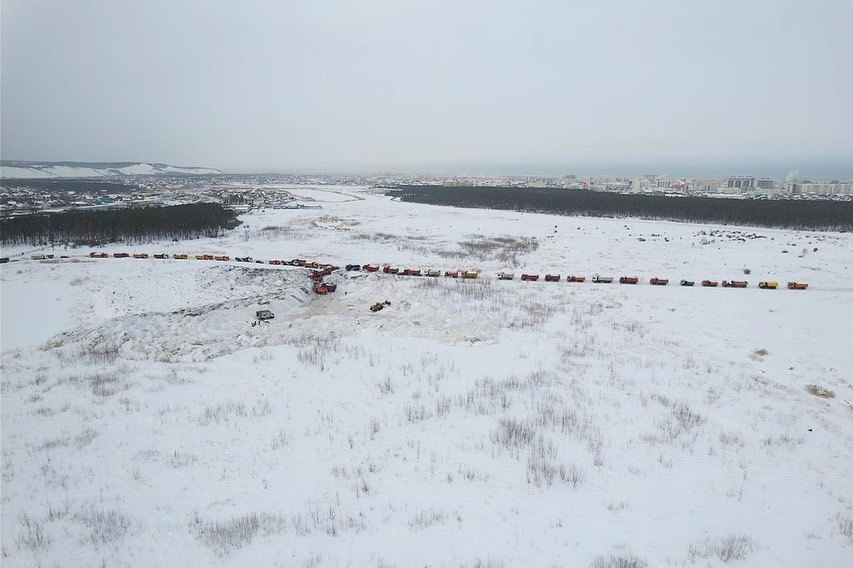 Жители Якутска бьют тревогу: Бардак на снежных полигонах!