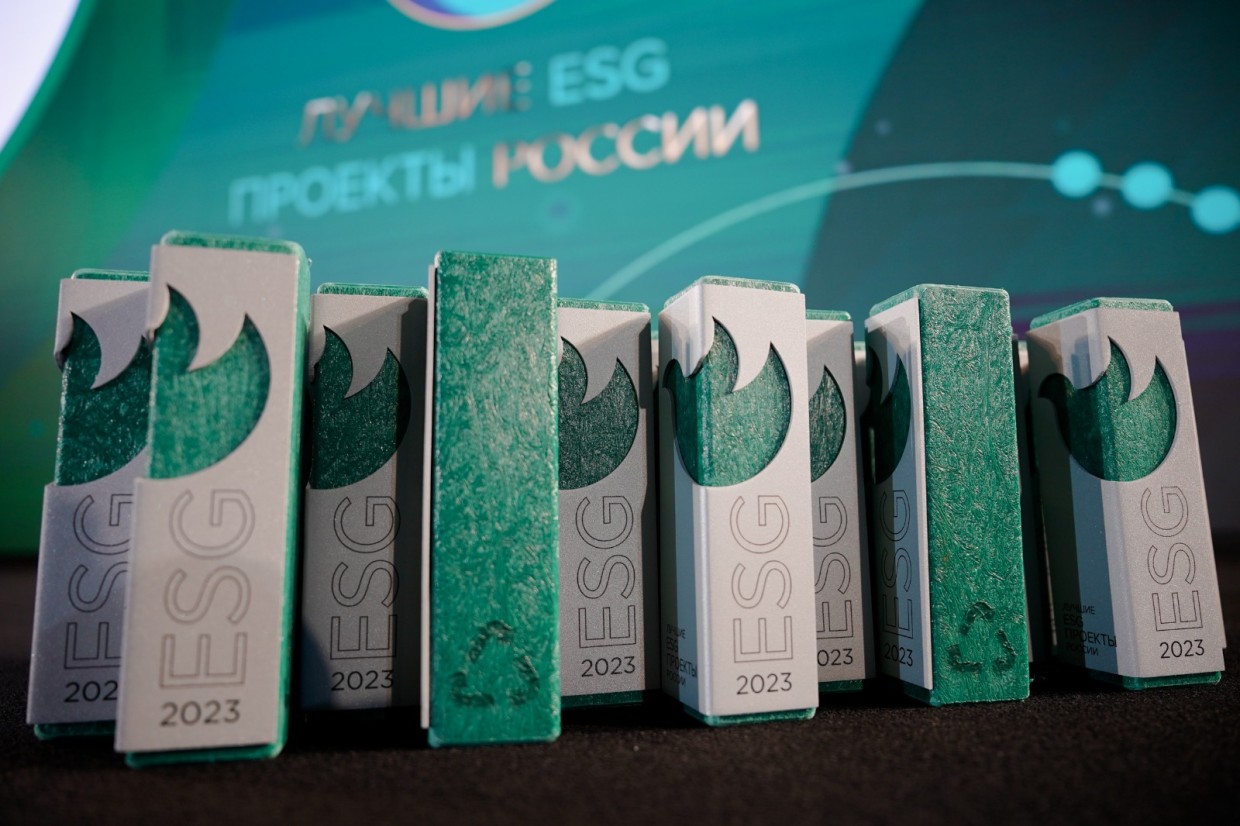 Алмазэргиэнбанк отмечен национальными наградами за лидерство в социальных и ESG-проектах